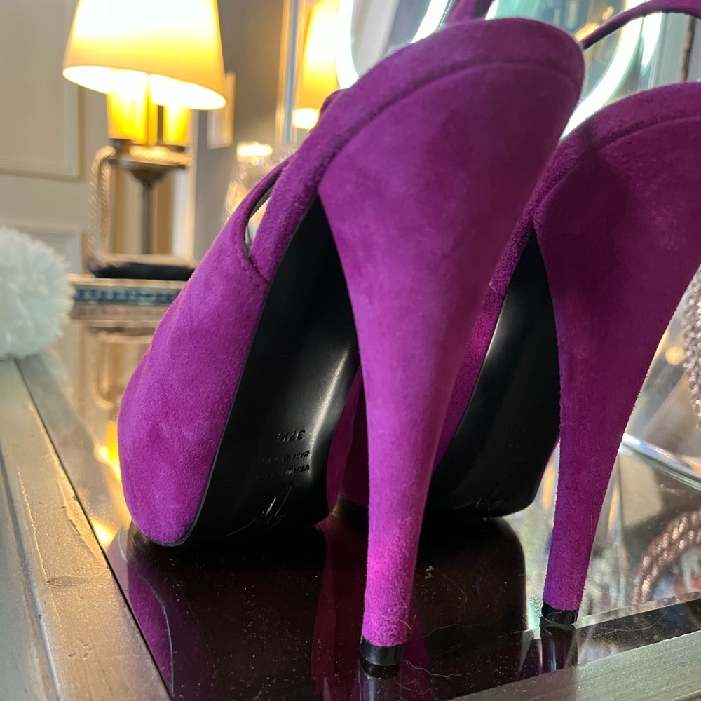 Giuseppe Zanotti Fuchsia Suede Heels-37.5(US 7.5) - Picture 11 of 12